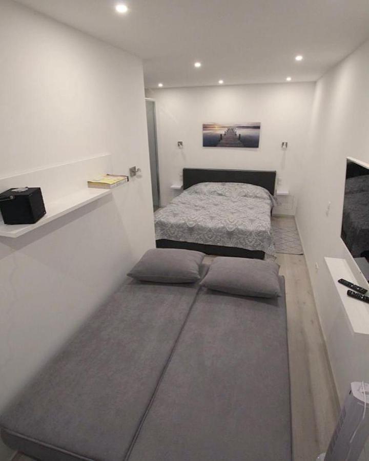 Theresa Tiana Appartement Wenen Buitenkant foto